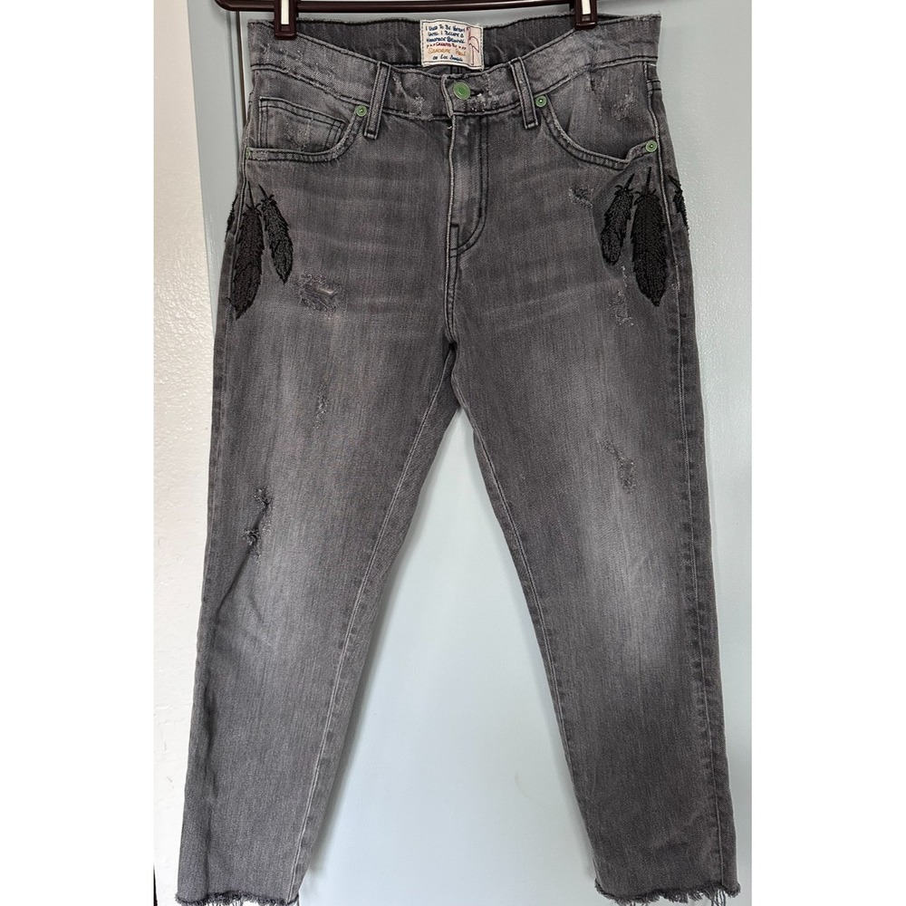 Sandrine Rose Gray Distressed Feather Embroidered Straight Leg Jeans Size 25